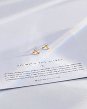 Go With The Waves Earrings Gold